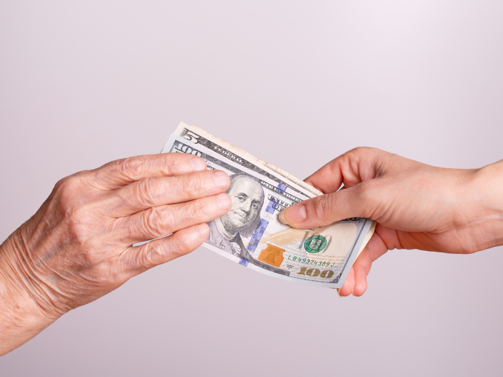 cheapest way to transfer money internationally