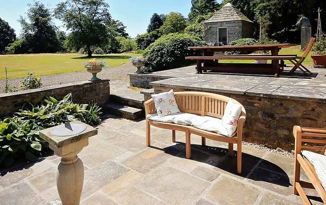 Things To Consider Before Choosing A Location For Your Retreat Or Event