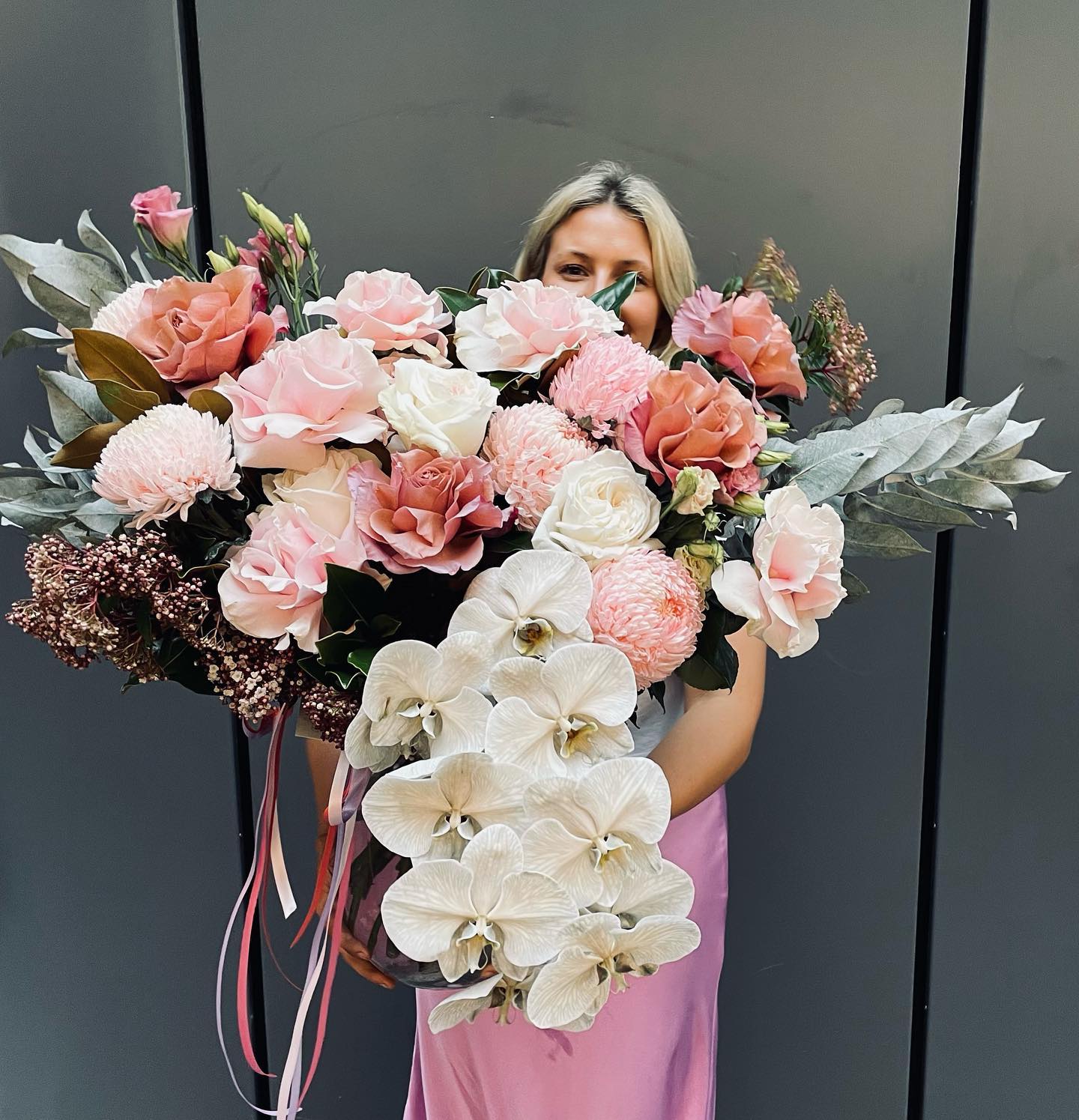 Save Money on Your Wedding Flowers – Buy Flowers According to Season