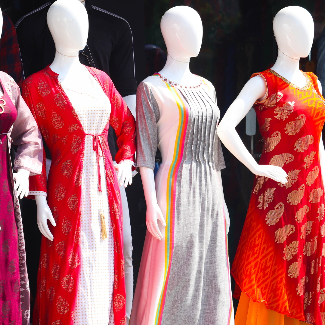 How to Choose Best Online Store for Pakistani Designer Suits in UK?