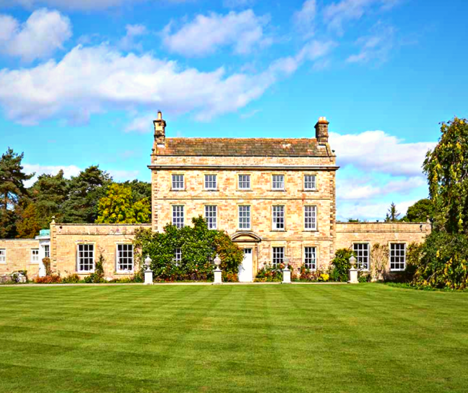 Yoga Retreats in Yorkshire: Benefits of Yoga Retreat Houses for Your Body and Mind